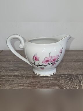 Diamond China Cherry Blossom Creamer with Gold Trim Japan 6"